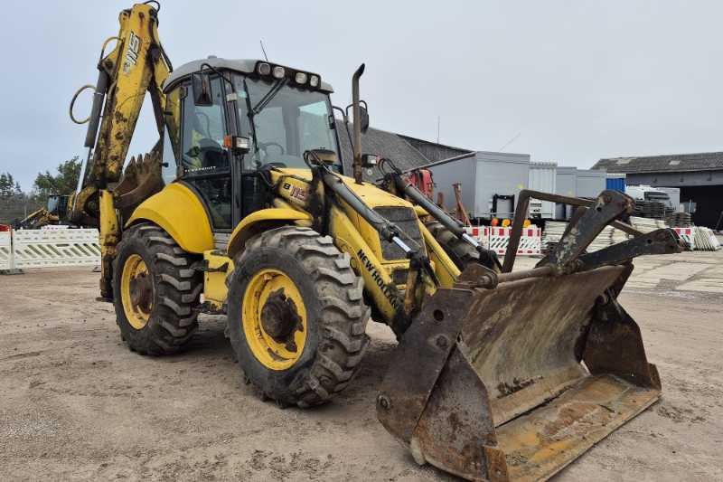 OmecoHub - Immagine NEW HOLLAND LB115B